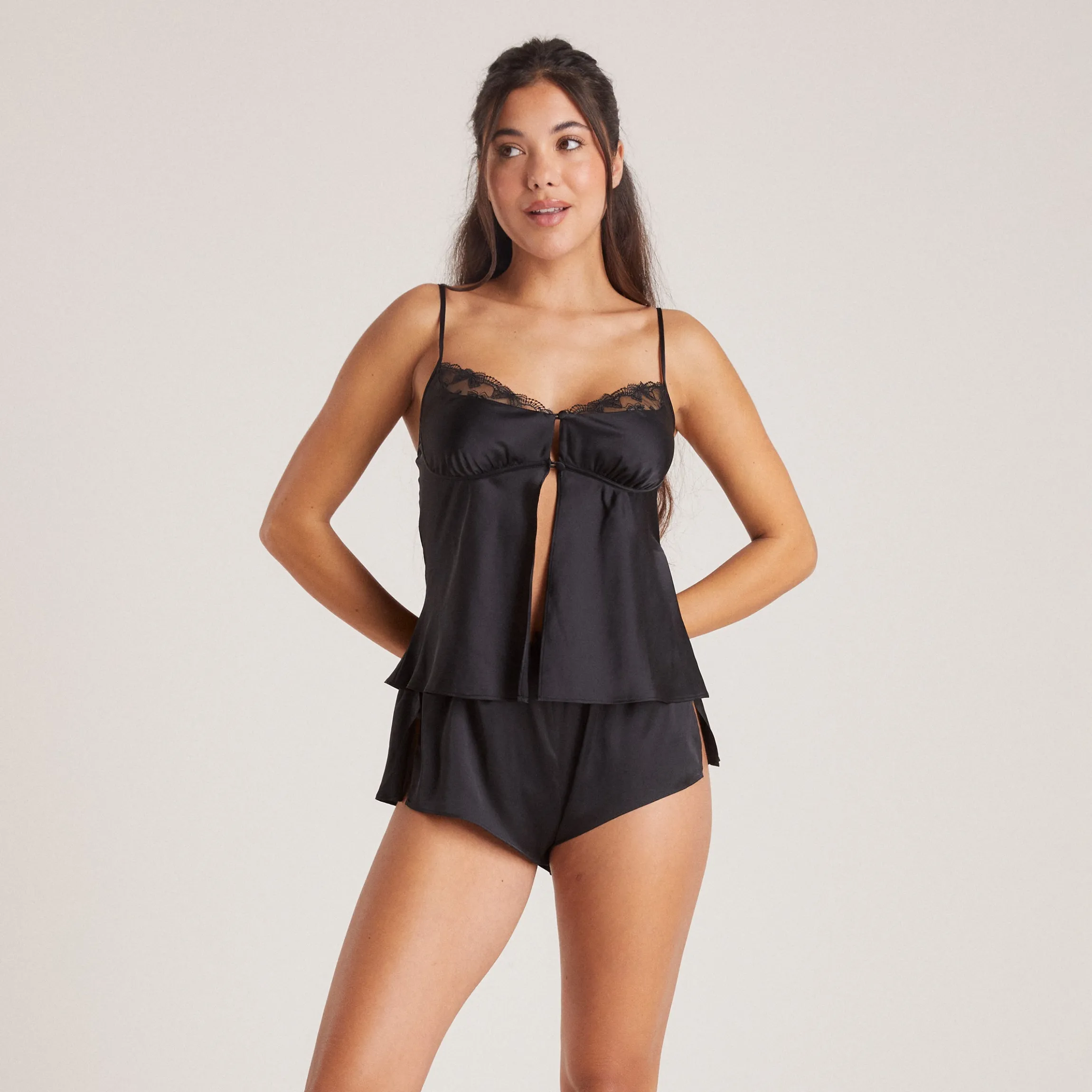 Bow Cami Pyjamatop i Satin - Sort