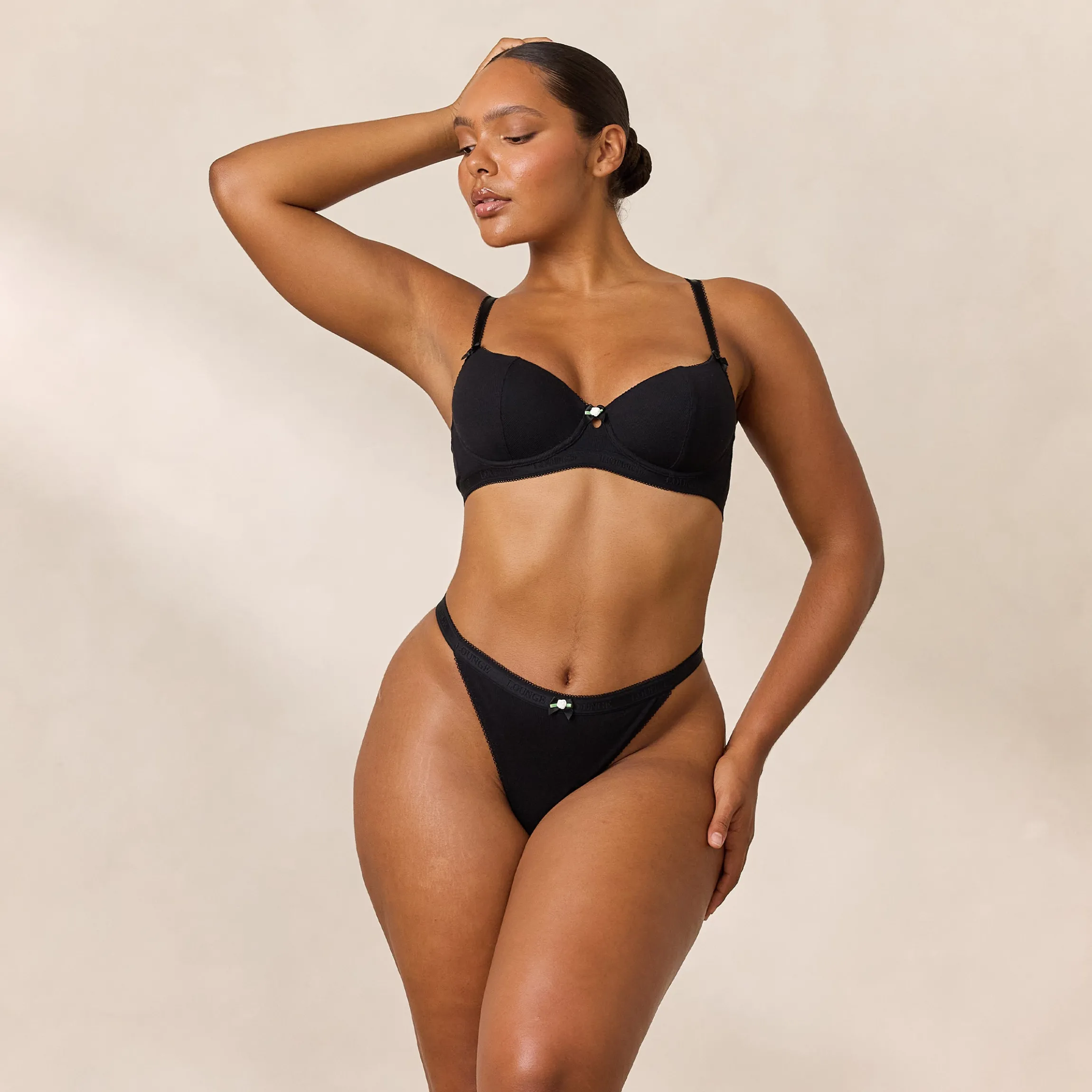 Rosebud Ribbed Balcony BH - Sort
